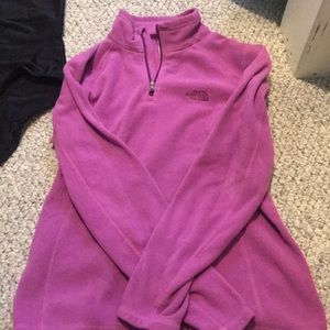 North face pullover / sweatshirt. Very soft!